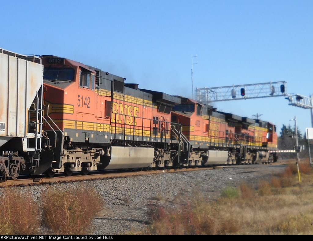 BNSF 5142